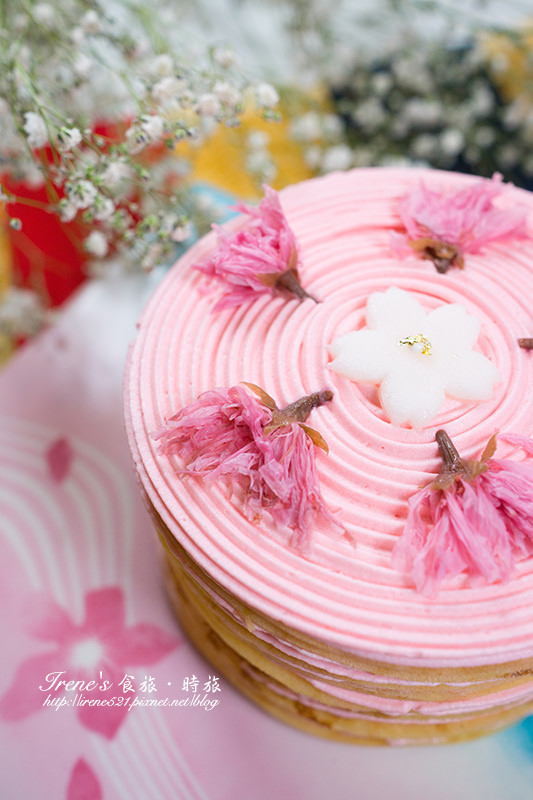 【台北中正區】唯美浪漫的限定，品嚐層層堆疊起的夢幻，融化少女心的法式櫻花千層派．夢卡朵蛋糕