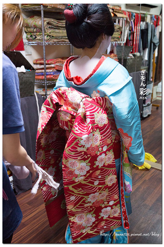 【京都】用美麗藝妓/舞妓的一身來融入京都之美，百年町家化身一日藝妓．Aya彩