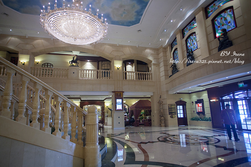 【杜拜】平價的五星級飯店．Metropolitan Palace Hotel