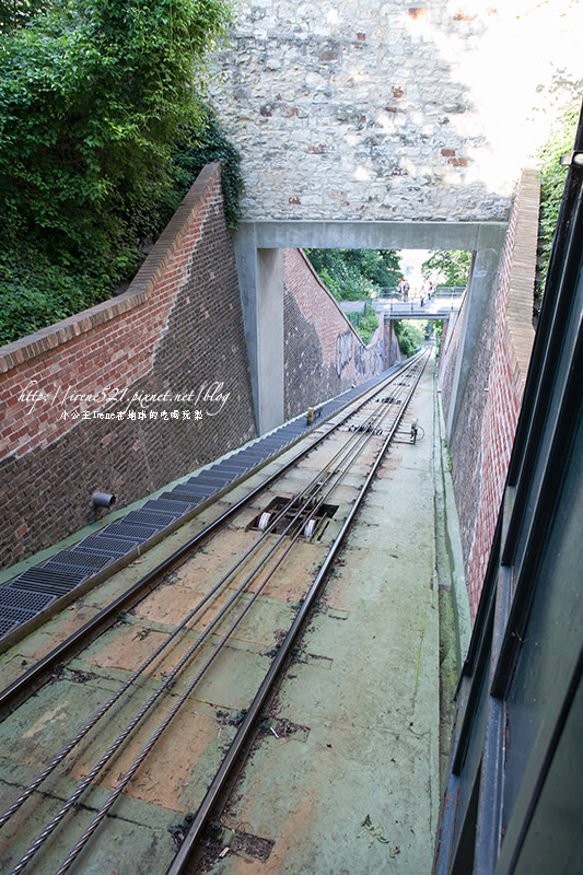 【布拉格】俯瞰唯美的布拉格．貝特辛山纜車&貝特辛觀景塔