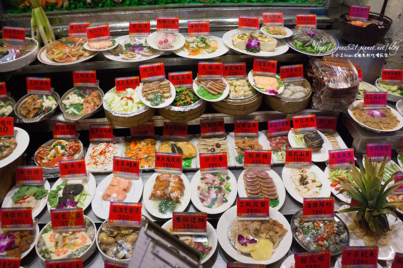 【台北中山區】傳說中生意超好的「好記擔仔麵」．桌菜初體驗