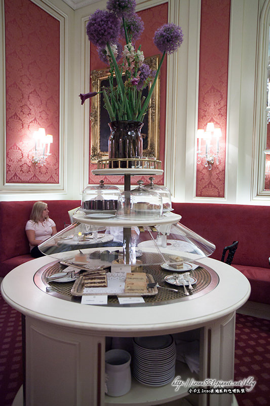 【維也納】奧地利經典巧克力蛋糕．Hotel Sacher-薩赫蛋糕