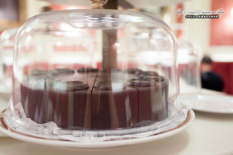 【維也納】奧地利經典巧克力蛋糕．Hotel Sacher-薩赫蛋糕