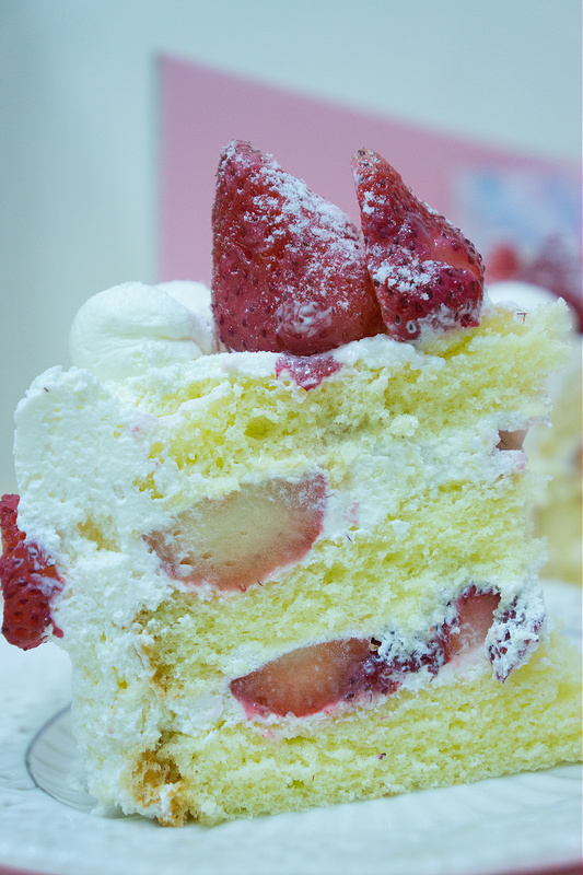 【桃園中壢】草莓蛋糕與馬卡龍．艾蕾蒂法式甜點