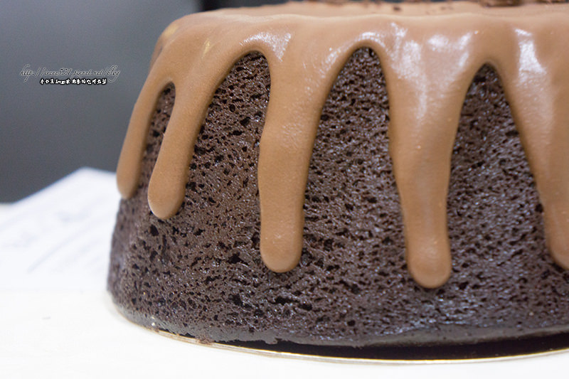 【團購美食】頂級、濃醇的巧克力襲擊．貝克街 謎-巧克力蛋糕 @Irene&#039;s 食旅．時旅