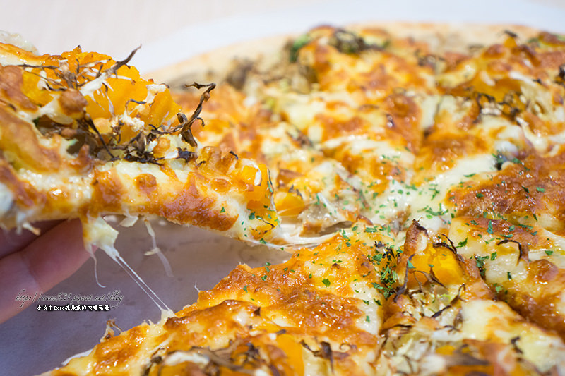 【台北內湖區】用蔬食變化出的美食饗宴，均衡一下吧．拿披薩