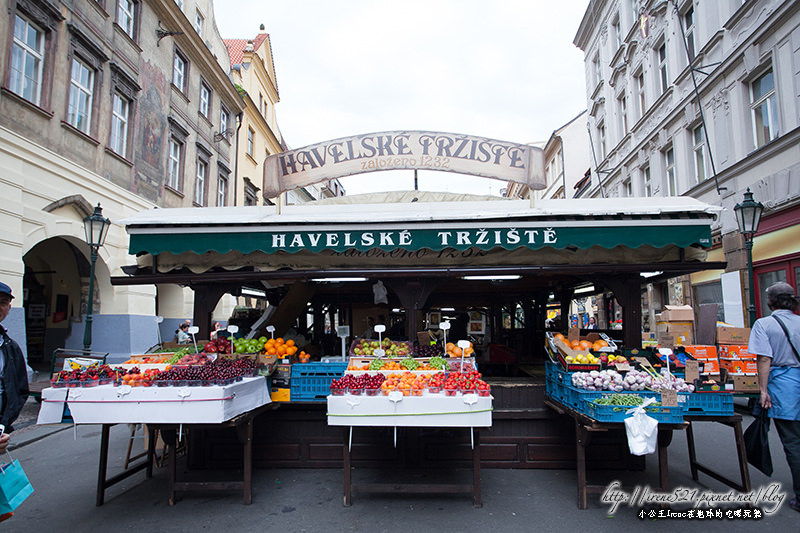 【捷克-布拉格】體驗當地的市集，融入布拉格的生活．哈維爾市集Havelské Tržiště