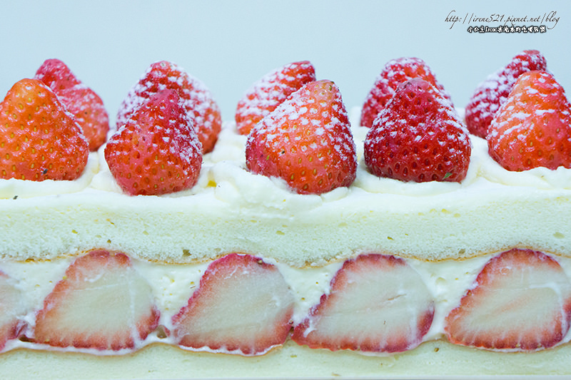 【團購】一年一次的季節限定，冬天就是要吃草莓蛋糕．基隆-郃嘉烘焙坊