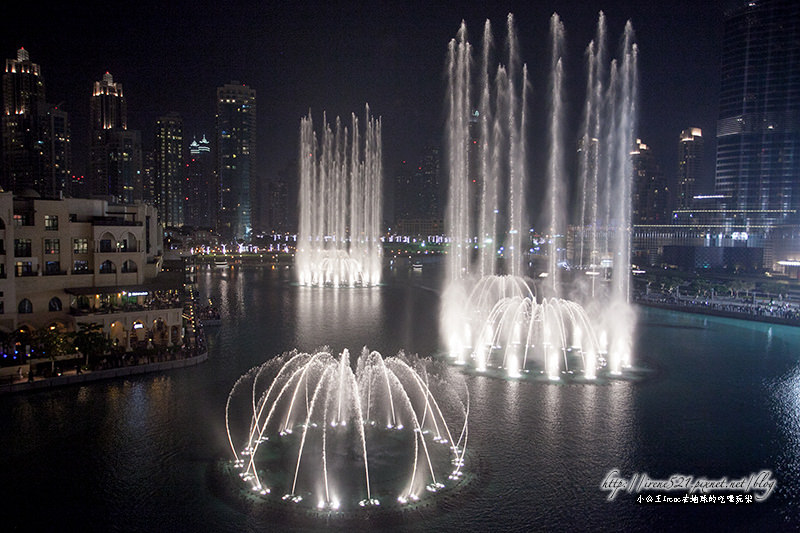 【杜拜】動魄人心，世界最高音樂噴泉．杜拜音樂噴泉水舞