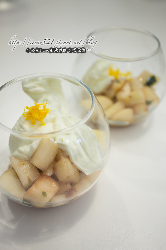 【食譜】甜桃香草酥球盅 (Mixed fruits with crumble) @Irene&#039;s 食旅．時旅