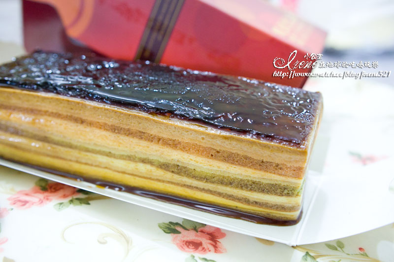 啃食物-冰晶千層彩虹布丁蛋糕