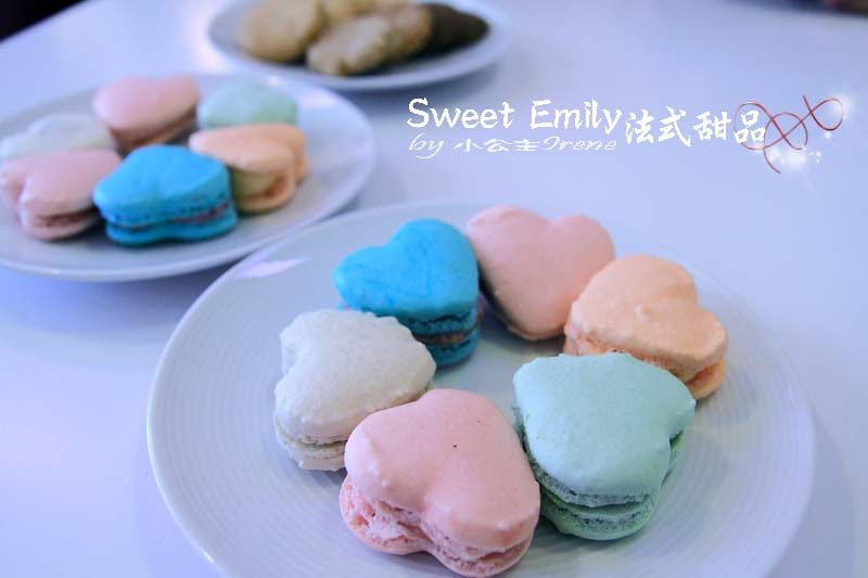 【台中Sweet Emily法式甜品】精美的甜點．繽紛杯子蛋糕