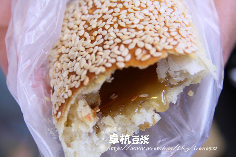 【台北】傳說中的厚燒餅．阜杭豆漿