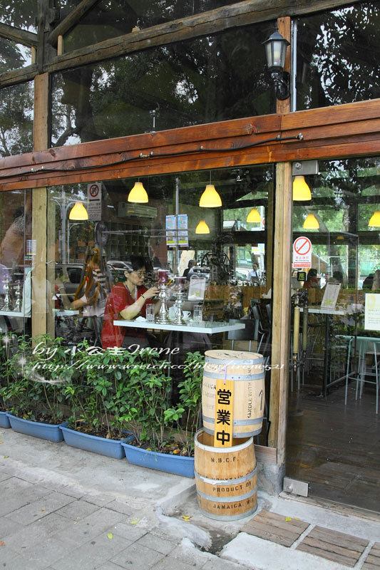 【台北大安區】玻璃咖啡屋．Drop Coffee House 滴咖啡