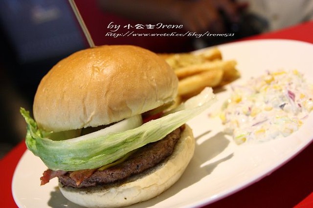 【試吃】舒適的環境也需要美味的餐點‧尼莫漢堡