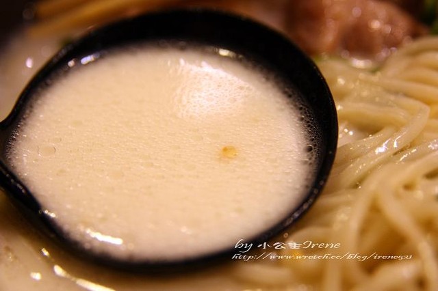 【台北區】湯頭很罪惡的．博多拉麵