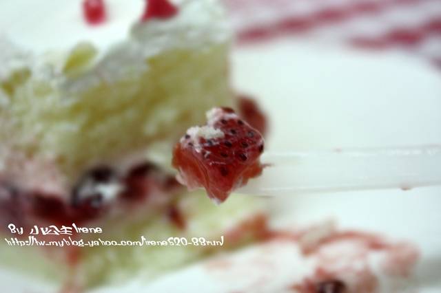 【自由之丘】膠原草莓蛋糕