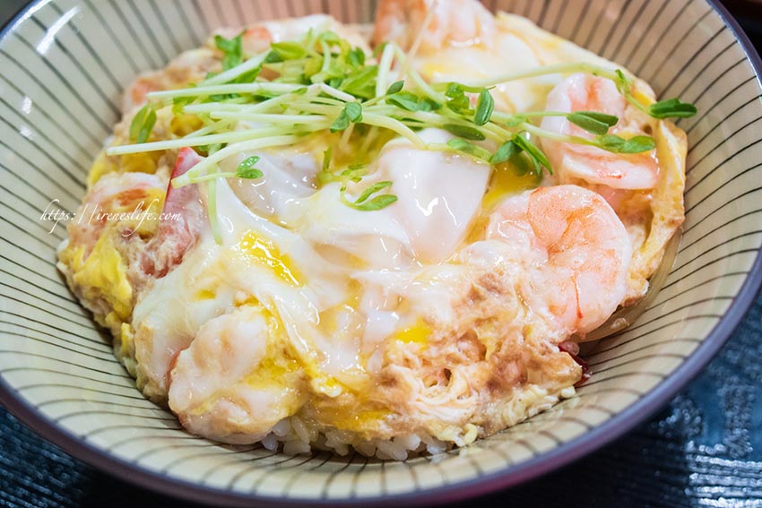 【新竹】新竹東門市場美食，日式氛圍縈繞，咖哩飯/干貝丼/鍋燒烏龍都好吃．小次郎