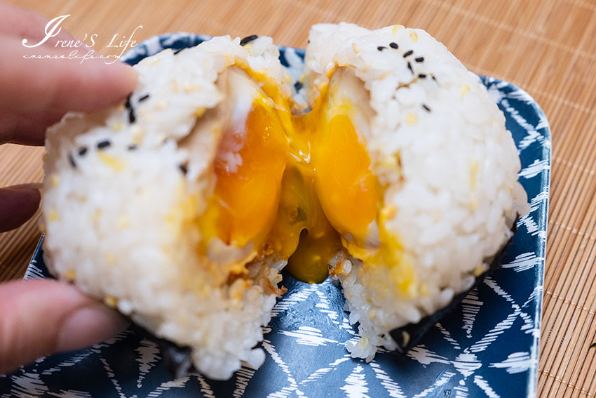 蘆洲新開飯糰專賣店，圓滾滾的飯糰包上一片海苔好日式，溏心蛋潺流金黃蛋液很優秀