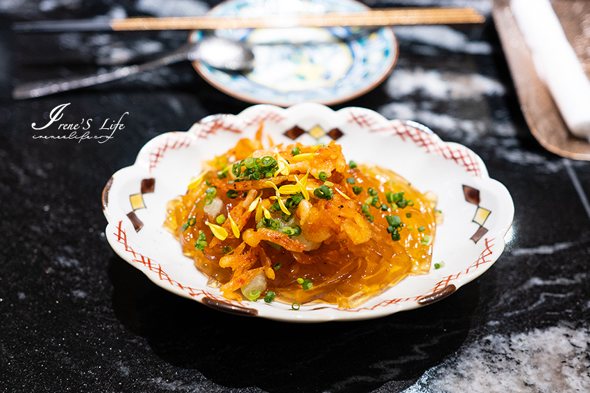 台北超難訂位的無菜單鐵板燒，每個月都會換菜色，食材新鮮、料理手法細緻