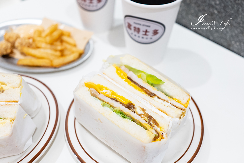 台北新開的港式早餐店，生意超好晚點來三明治就已賣光光！奶酥厚片幾乎每桌必點
