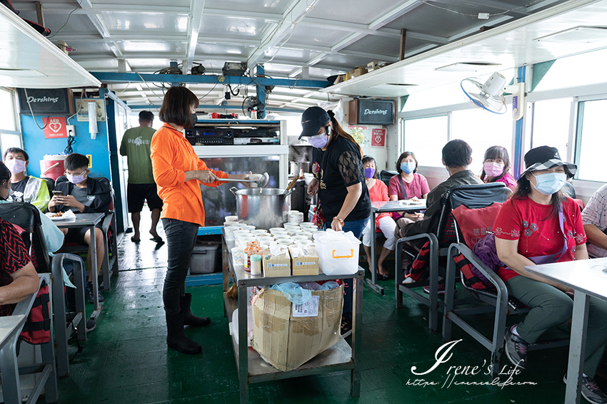 不斷移動中即將消失的國土，搭船前往台灣沿海最大的沙洲，導覽、海鮮美食、卡啦OK、生態體驗