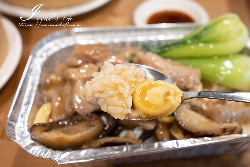 隱身市場內的五星香港大廚，平價高水準的港式料理，必點「乾炒牛肉河粉」！